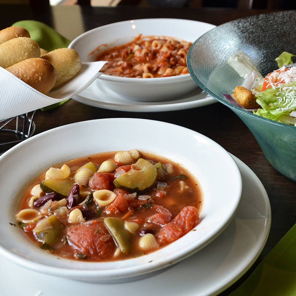 Olive Garden Italian Restaurant | meal takeaway | 5679 Poplar Ave #1, Memphis, TN 38119, USA | 9017615711 OR +1 901-761-5711