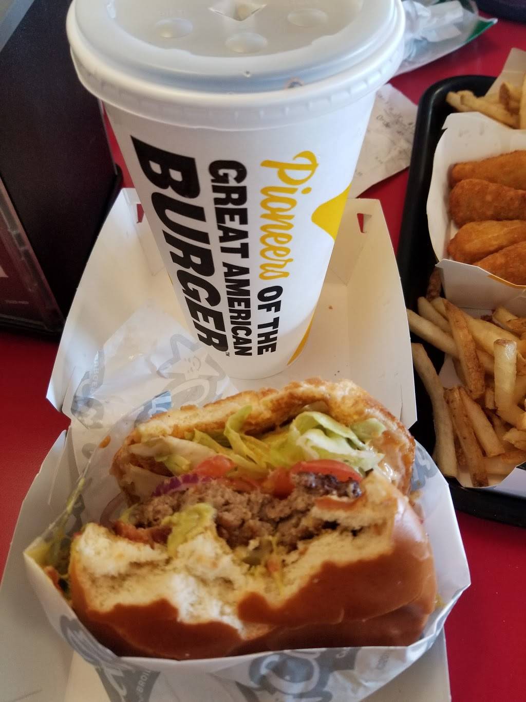 Carls Jr. | restaurant | 3897 Sonoma Blvd, Vallejo, CA 94589, USA | 7076429066 OR +1 707-642-9066