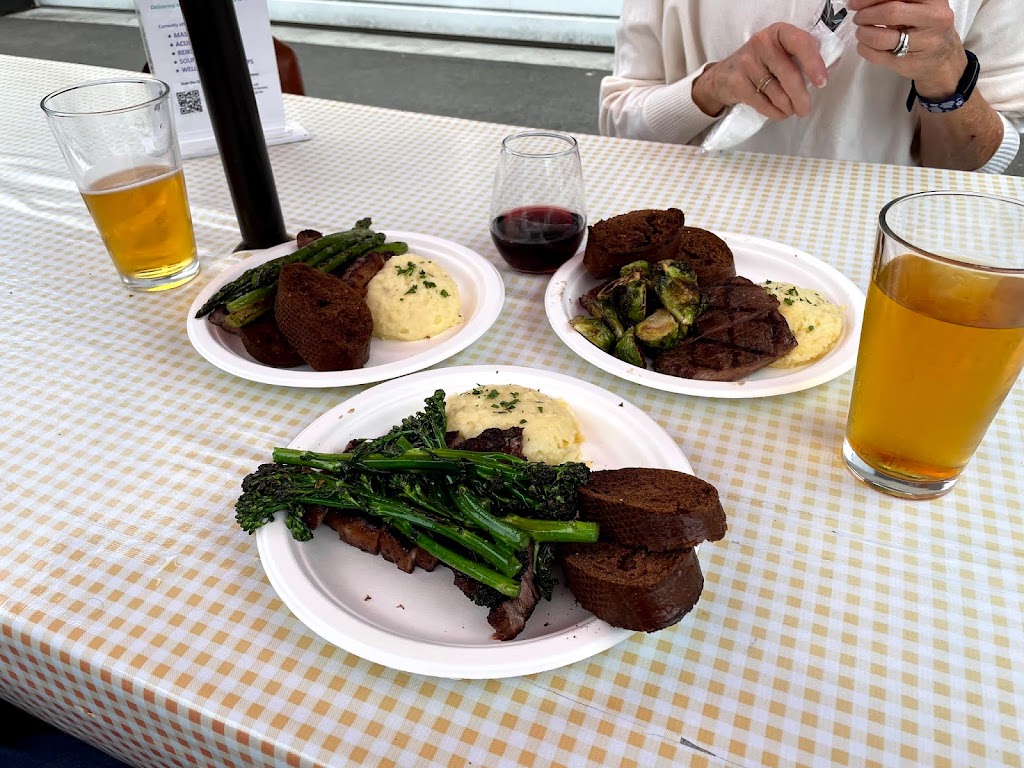 DelToro Steak Truck | restaurant | 3530 SW Multnomah Blvd, Portland, OR 97219, USA | 5032676533 OR +1 503-267-6533