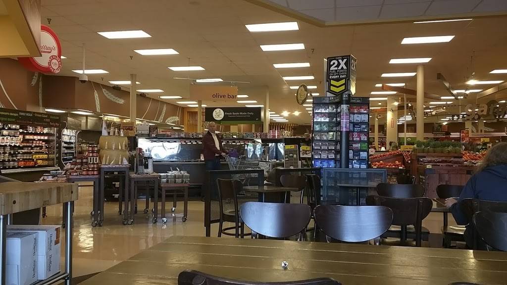 Applewood Village | shopping mall | 3400 Youngfield St, Wheat Ridge, CO 80033, USA | 3033005300 OR +1 303-300-5300