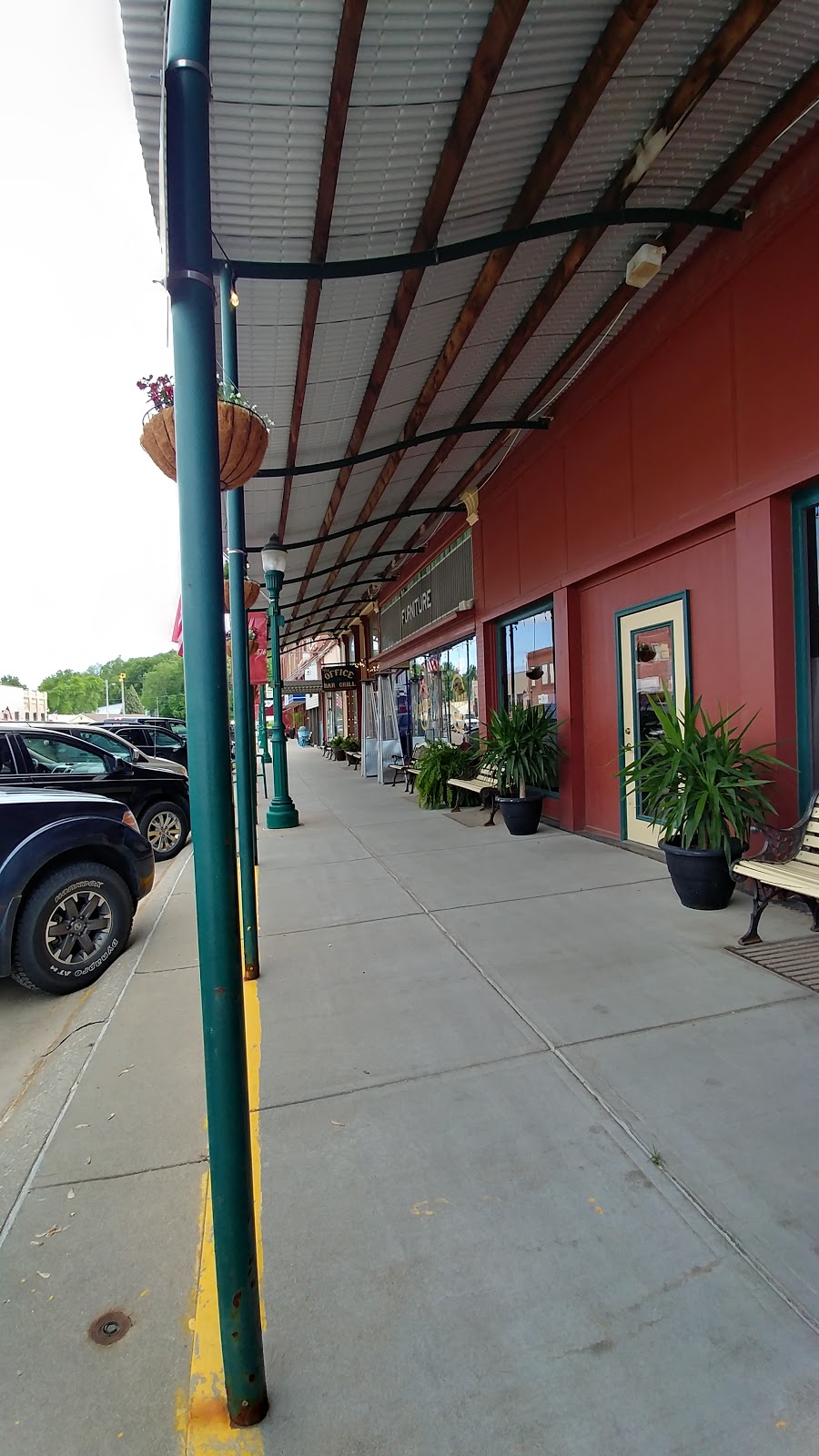 Office Bar & Grill | restaurant | 121 N Main St, Hooper, NE 68031, USA | 4026543373 OR +1 402-654-3373