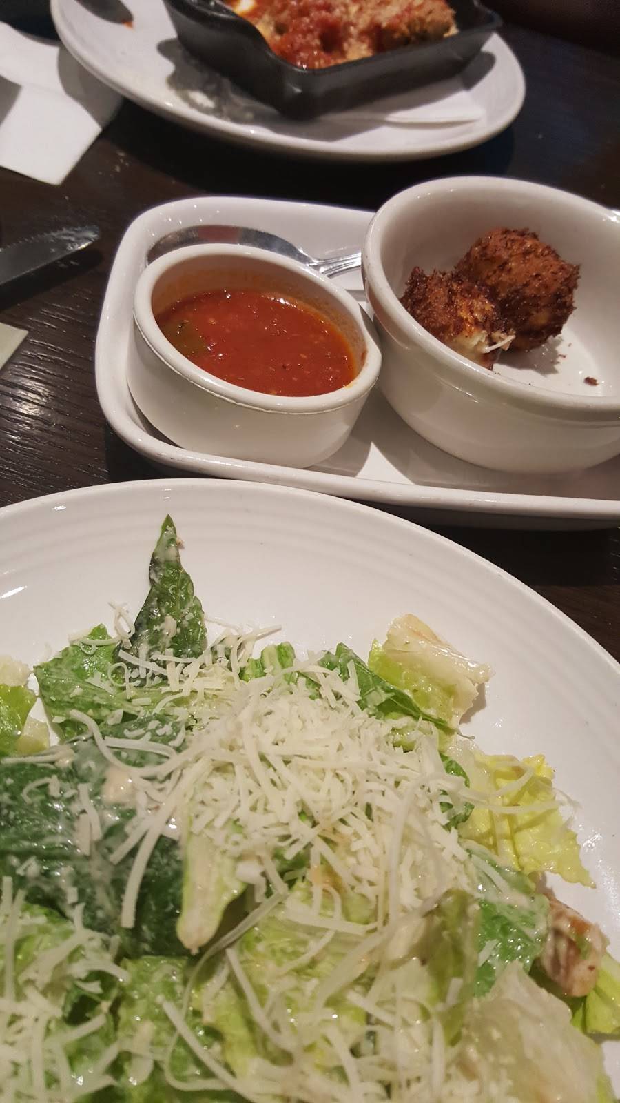 Carrabbas Italian Grill | restaurant | 1430 SE 17th St, Fort Lauderdale, FL 33316, USA | 9547604281 OR +1 954-760-4281