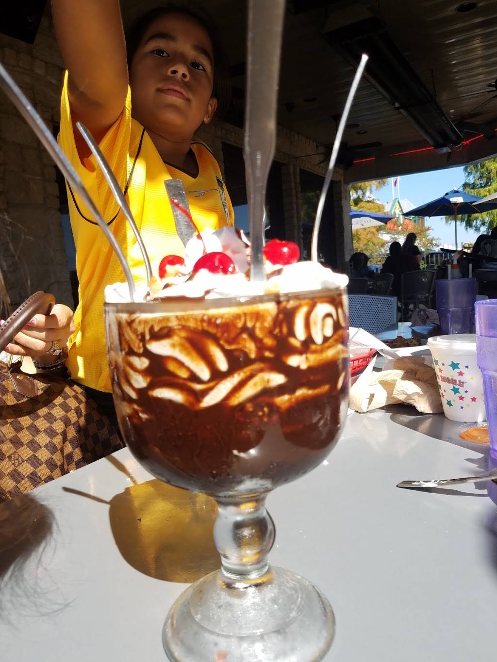 Wings N More® Restaurant and Bar | restaurant | 1511 University Dr E, College Station, TX 77840, USA | 9796912100 OR +1 979-691-2100