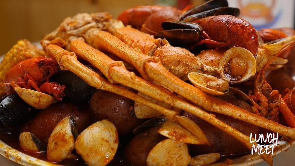 Yummi Crab | restaurant | 150 Forum Dr, Columbia, SC 29223, USA | 8038346982 OR +1 803-834-6982