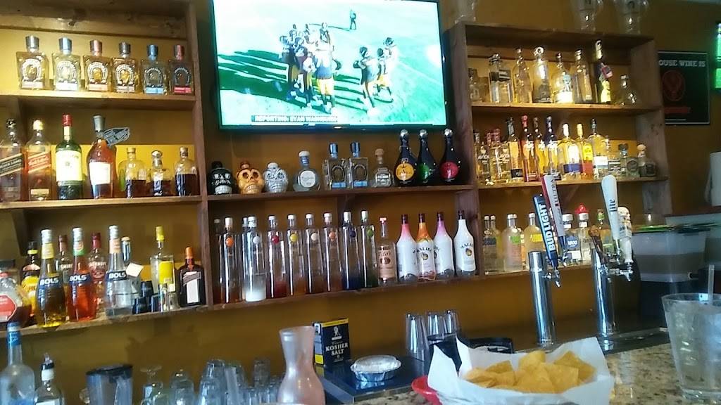 Tarascos Tacos & Wings | restaurant | 1350 Joe Frank Harris Pkwy SE, Cartersville, GA 30120, USA | 7703343806 OR +1 770-334-3806