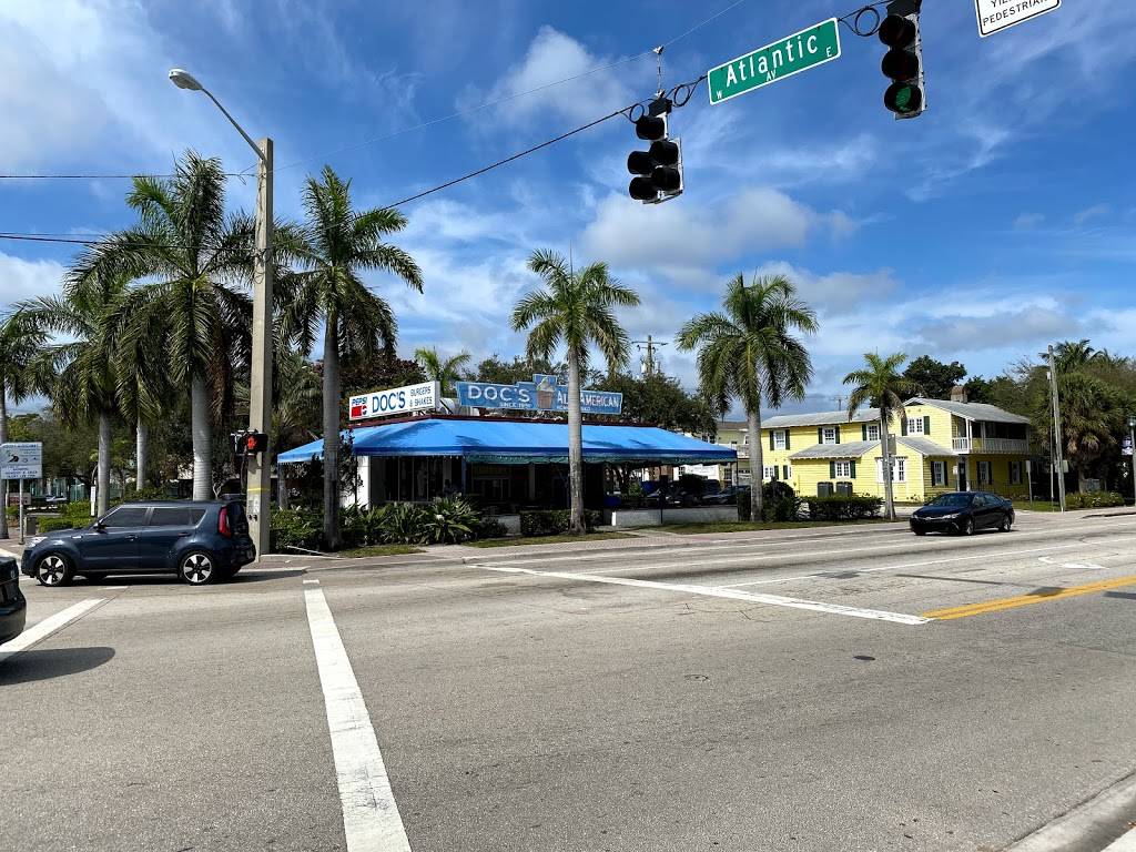 Docs All American | restaurant | 10 N Swinton Ave, Delray Beach, FL 33444, USA | 5612783627 OR +1 561-278-3627