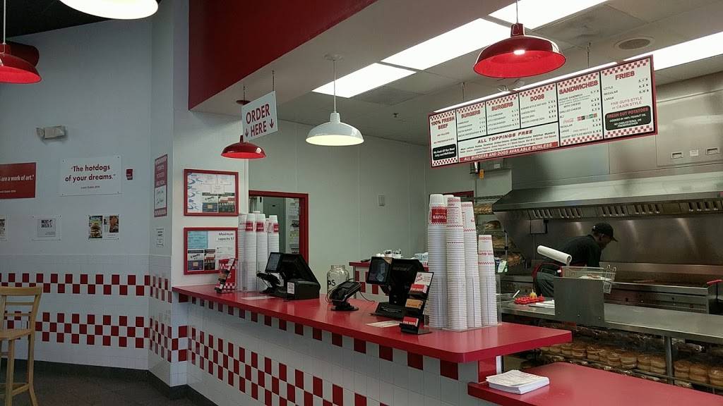 Five Guys | meal takeaway | 95 N Moorland Rd, Brookfield, WI 53005, USA | 2627862580 OR +1 262-786-2580