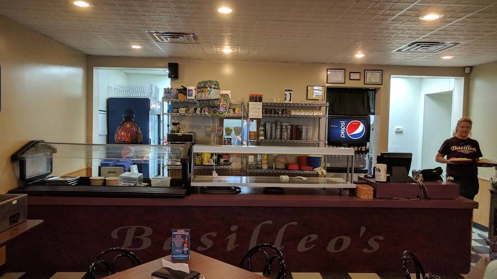 Basilleos Pizza Restaurant | meal delivery | 108 4th St NW, Faribault, MN 55021, USA | 5073326701 OR +1 507-332-6701