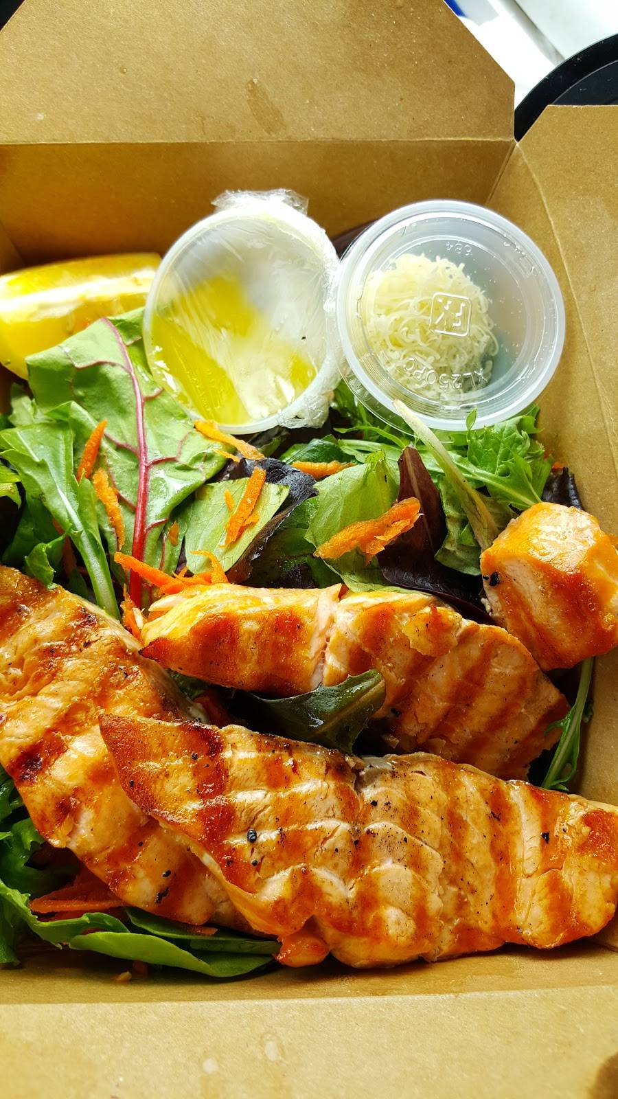 VIA UNO Cucina Italiana & Bar | meal takeaway | 2810 Cabrillo Hwy N, Half Moon Bay, CA 94019, USA | 6505608858 OR +1 650-560-8858