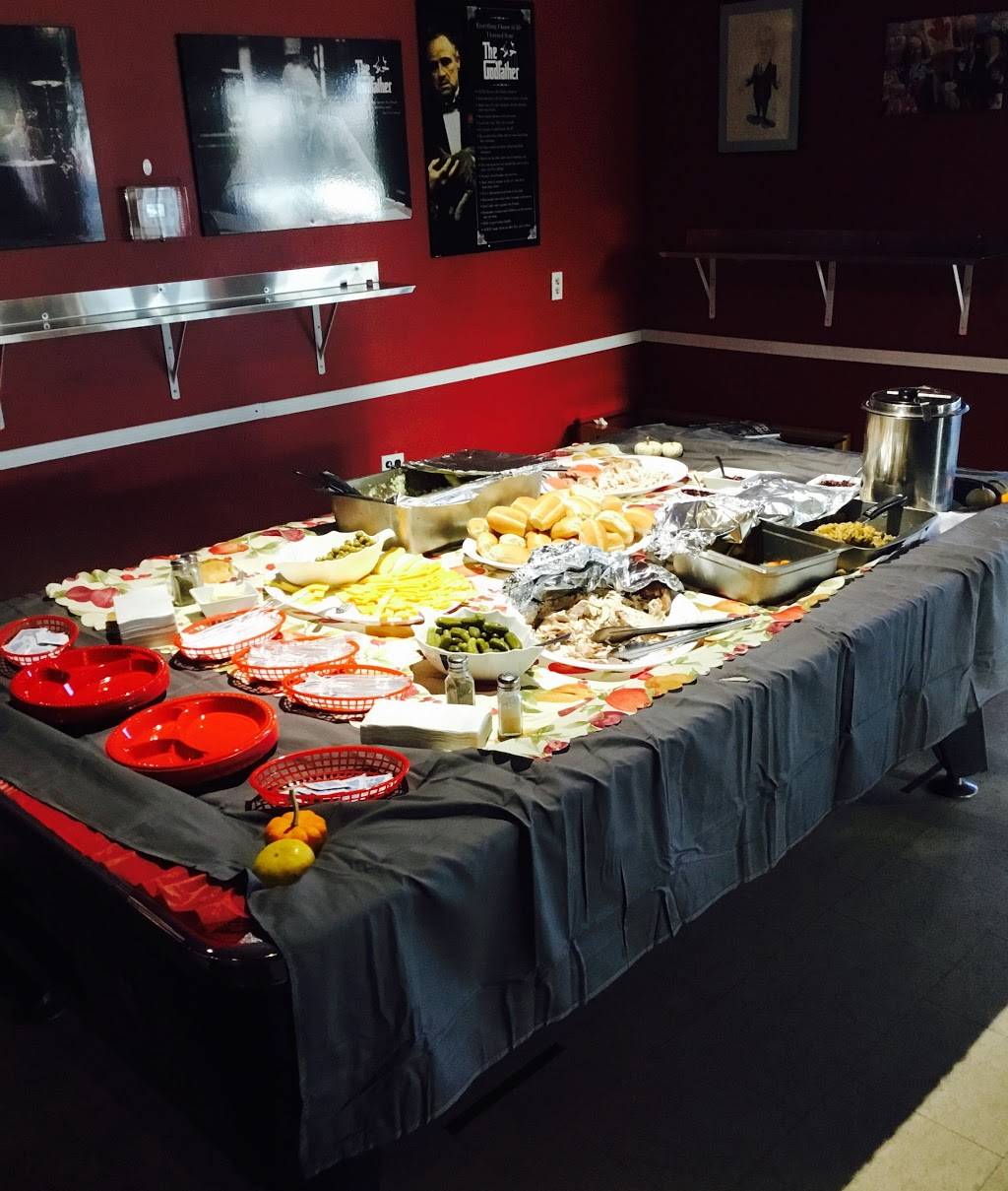 Coolers | restaurant | 558 Upper Gage Ave, Hamilton, ON L8V 4J6, Canada | 9055744664 OR +1 905-574-4664