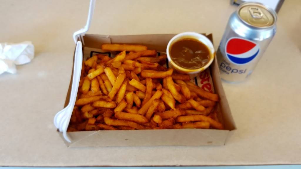 Restaurant Landriault | restaurant | 230 St-Philippe St, Alfred, ON K0B 1A0, Canada | 6136792989 OR +1 613-679-2989