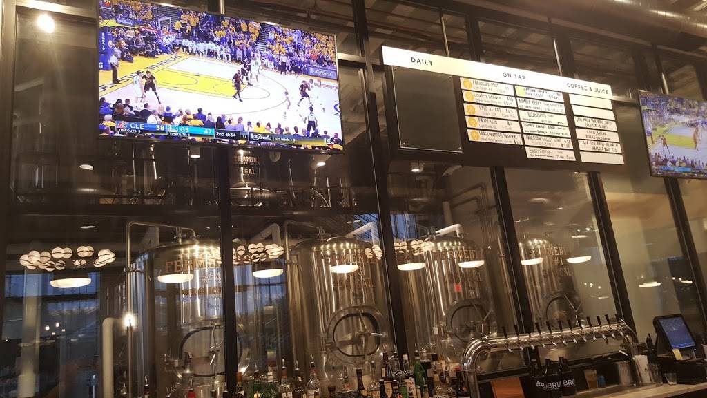 BRIM Kitchen + Brewery | restaurant | 3941 Erie St, Willoughby, OH 44094, USA | 4403068183 OR +1 440-306-8183