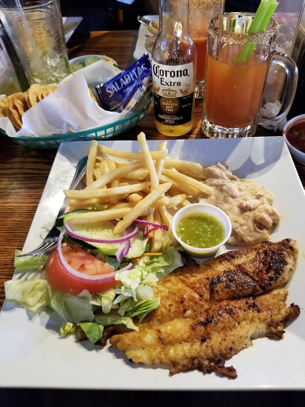 Mariscos Las Islitas | restaurant | 1301 Chamberlain Ave, Bakersfield, CA 93305, USA | 6613250051 OR +1 661-325-0051