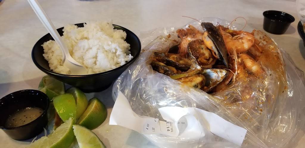 Seafood and Crawfish Restaurant | restaurant | 10173 Magnolia Ave, Riverside, CA 92503, USA | 9513595999 OR +1 951-359-5999