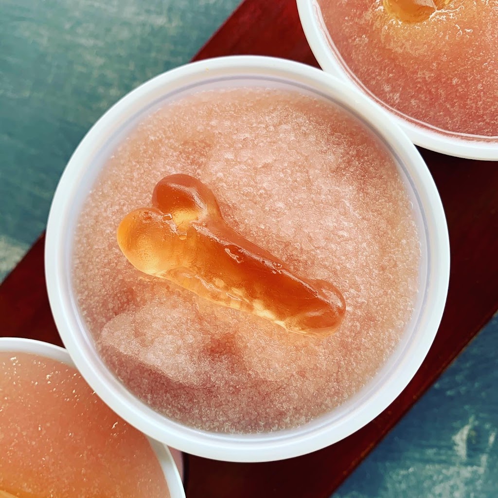 The Co Op Frosé & Eatery | restaurant | 1301 Dorchester Rd #109, Chattanooga, TN 37405, USA | 4236547221 OR +1 423-654-7221