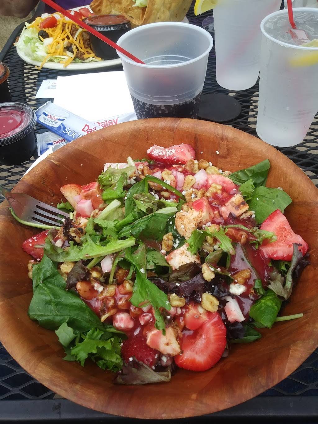 Trax Lounge | night club | 4250 New Rd, Youngstown, OH 44515, USA | 3307992249 OR +1 330-799-2249