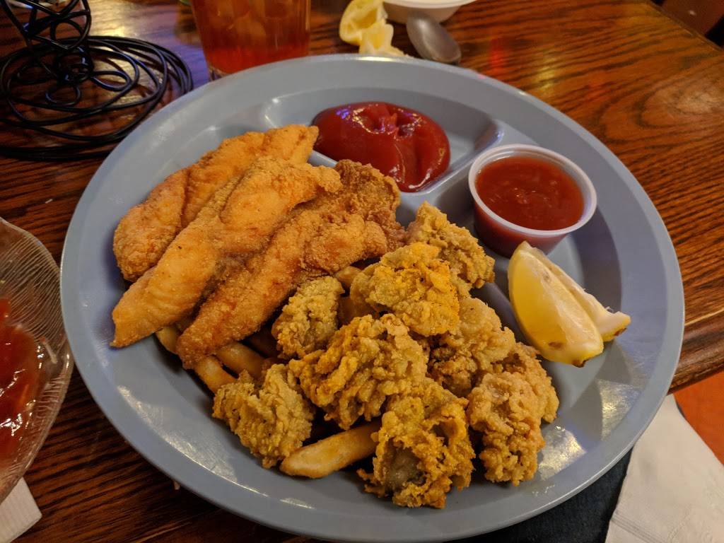 Catfish Parlour Georgetown | restaurant | 4159 Williams Dr, Georgetown, TX 78628, USA | 5129312050 OR +1 512-931-2050