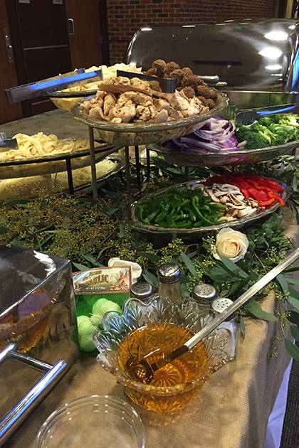 Laurendas Family Restaurant & Catering | bakery | 300 S Line St, Greer, SC 29651, USA | 8648483012 OR +1 864-848-3012