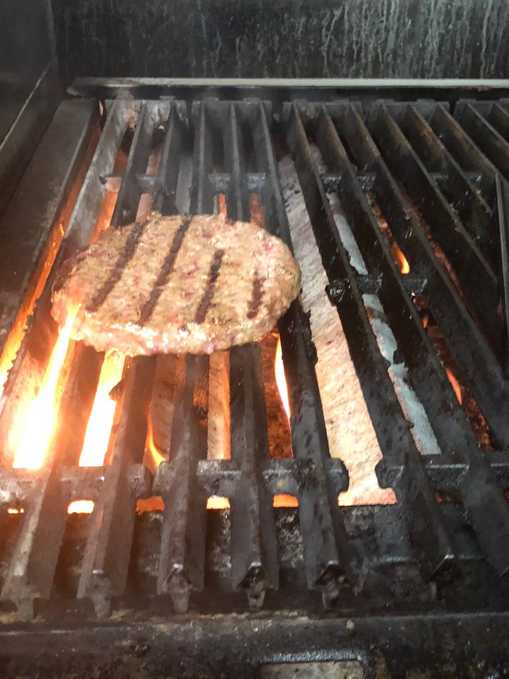 Stevie Tomatos Sports Page | restaurant | 15215 Collier Blvd #303, Naples, FL 34119, USA | 2393524233 OR +1 239-352-4233