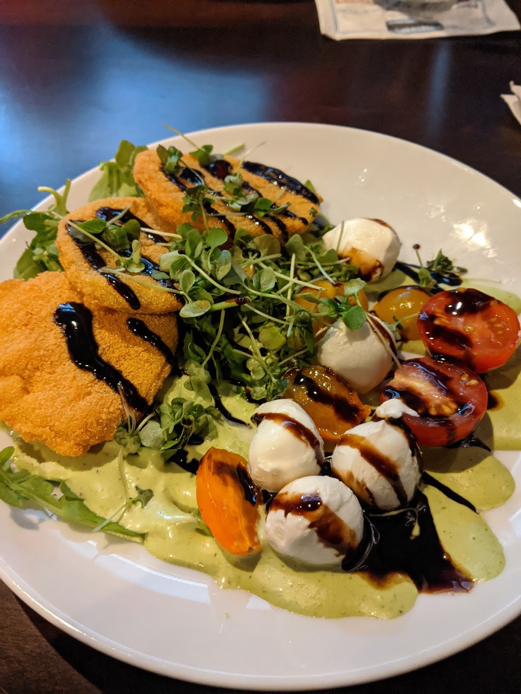 Frankie Bones-Bluffton | restaurant | 26 Discovery Dr, Bluffton, SC 29910, USA | 8437573423 OR +1 843-757-3423