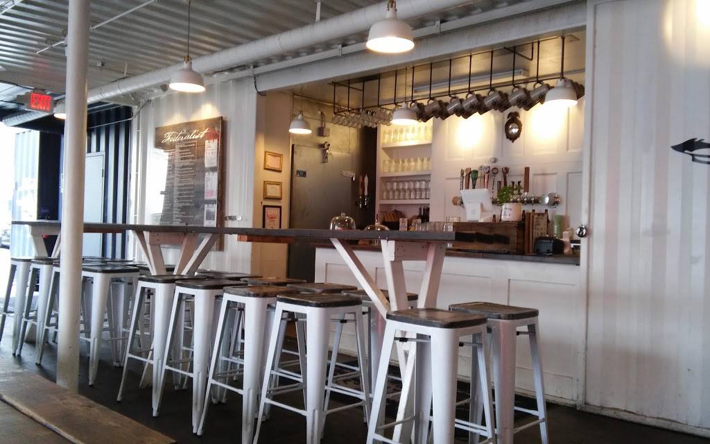 Federalist Public House | restaurant | 2009 Matsui Alley, Sacramento, CA 95811, USA | 9164003859 OR +1 916-400-3859