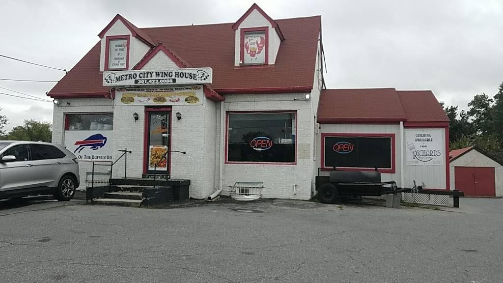 Metro City Wing House | restaurant | 4404 St Barnabas Rd, Temple Hills, MD 20748, USA | 3014230088 OR +1 301-423-0088