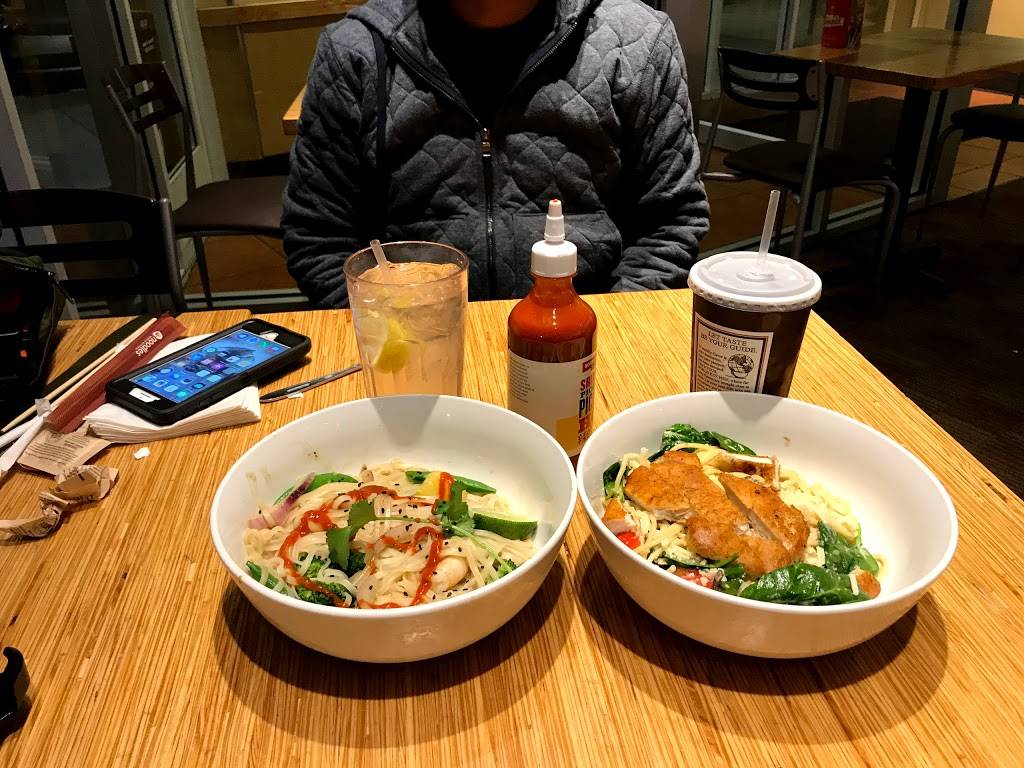 Noodles and Company | restaurant | 10296 Main St, Fairfax, VA 22030, USA | 7032184400 OR +1 703-218-4400