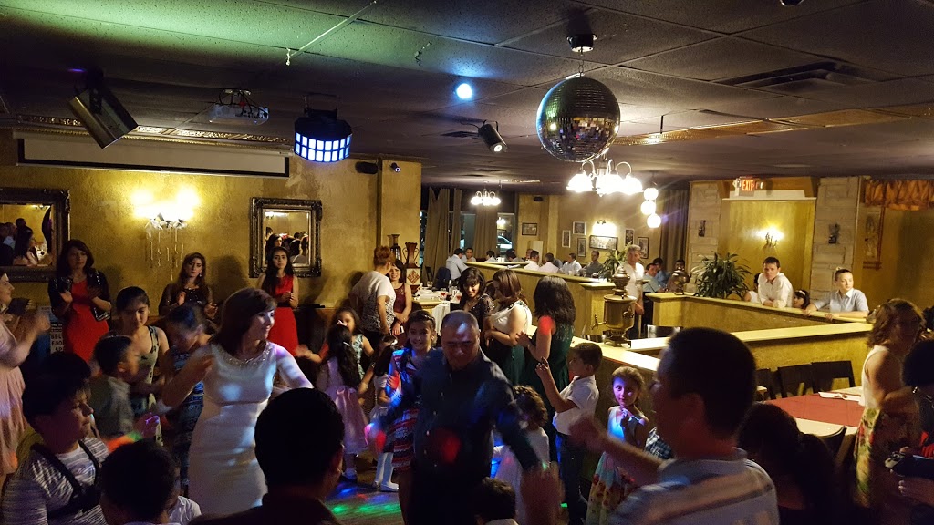 Oasis Grill | restaurant | 8697 Fields Ertel Rd, Cincinnati, OH 45249, USA | 5132479755 OR +1 513-247-9755