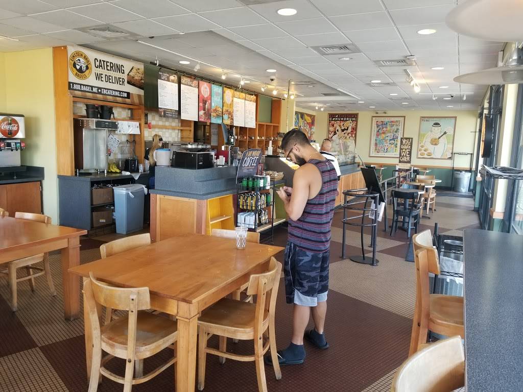 Einstein Bros. Bagels | cafe | 5003 E Fowler Ave, Tampa, FL 33617, USA | 8139880088 OR +1 813-988-0088
