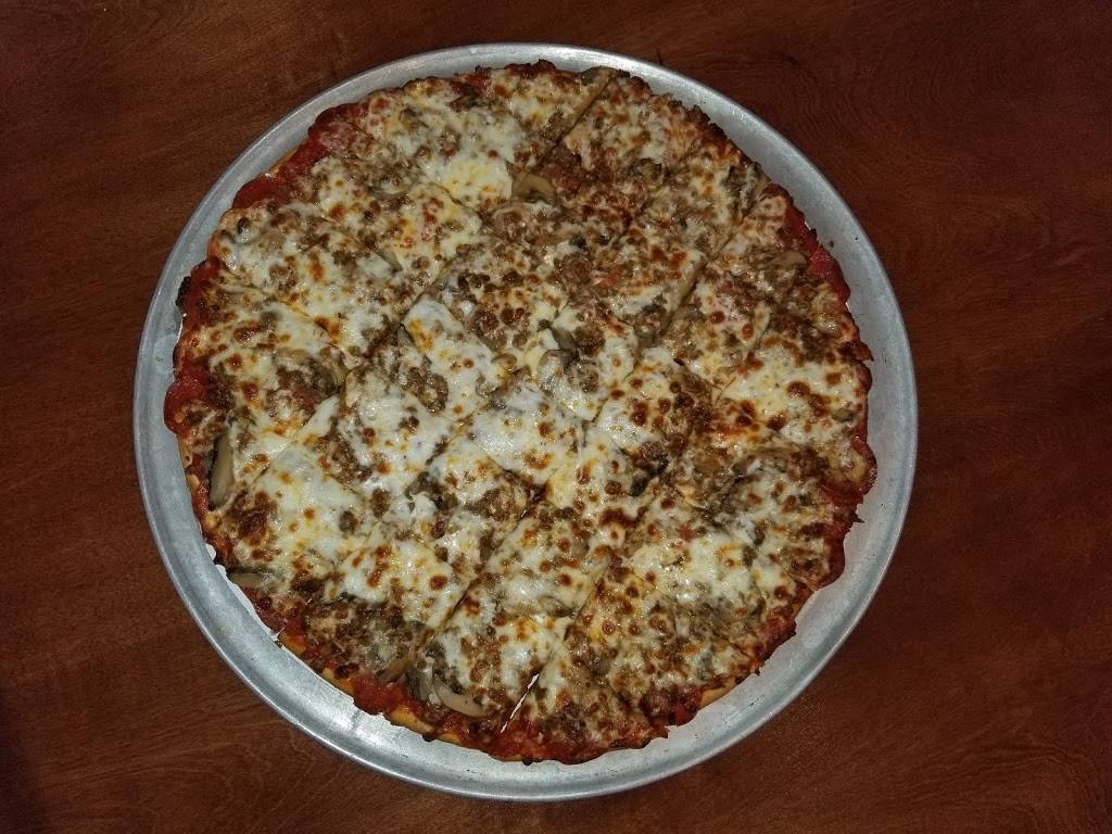 Corner Pub | restaurant | 105 W Markland Ave, Kokomo, IN 46901, USA | 7654527352 OR +1 765-452-7352