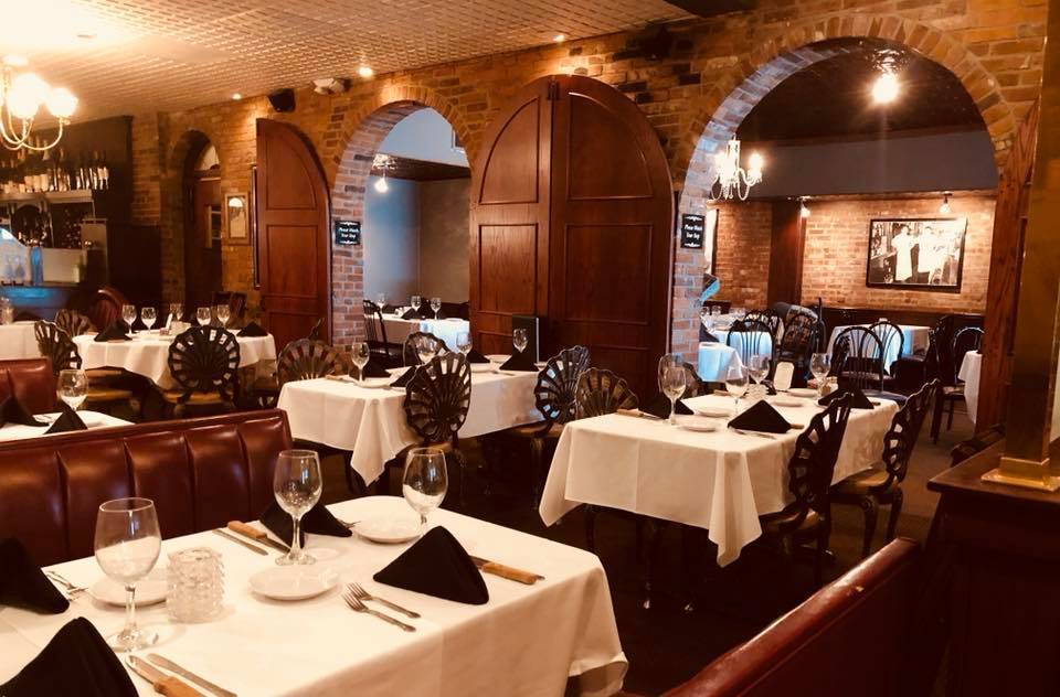 Tonys Restaurant & 3rd St. Cafe | restaurant | 312 Piasa St, Alton, IL 62002, USA | 6184628384 OR +1 618-462-8384