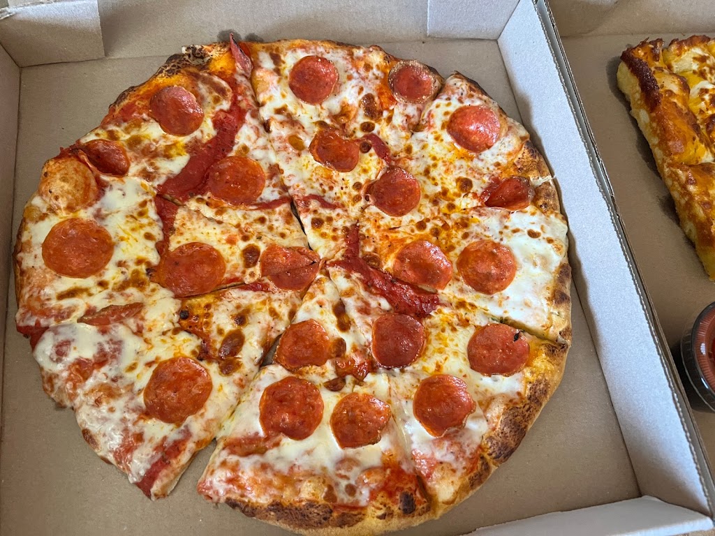 Nicks Pizza | restaurant | 1071 Country Club Rd # C, El Paso, TX 79932, USA | 9153038159 OR +1 915-303-8159