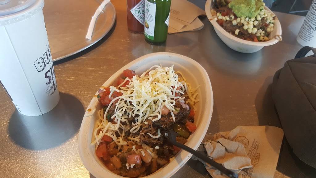 Chipotle Mexican Grill | restaurant | 1020 Center Point Rd Ste 112, San Marcos, TX 78666, USA | 5123960264 OR +1 512-396-0264
