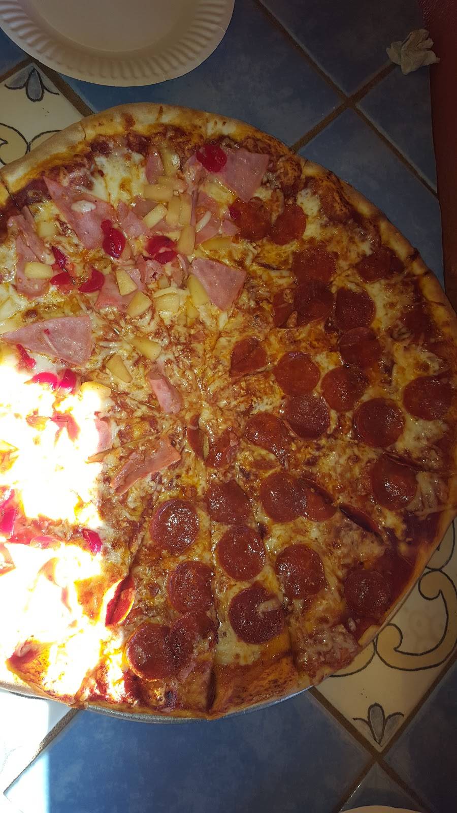 Adrianos Pizza | restaurant | Jalisco 914, Constitución (Ampl. Constitución), 22710 Rosarito, B.C., Mexico | 016616123438 OR +52 661 612 3438