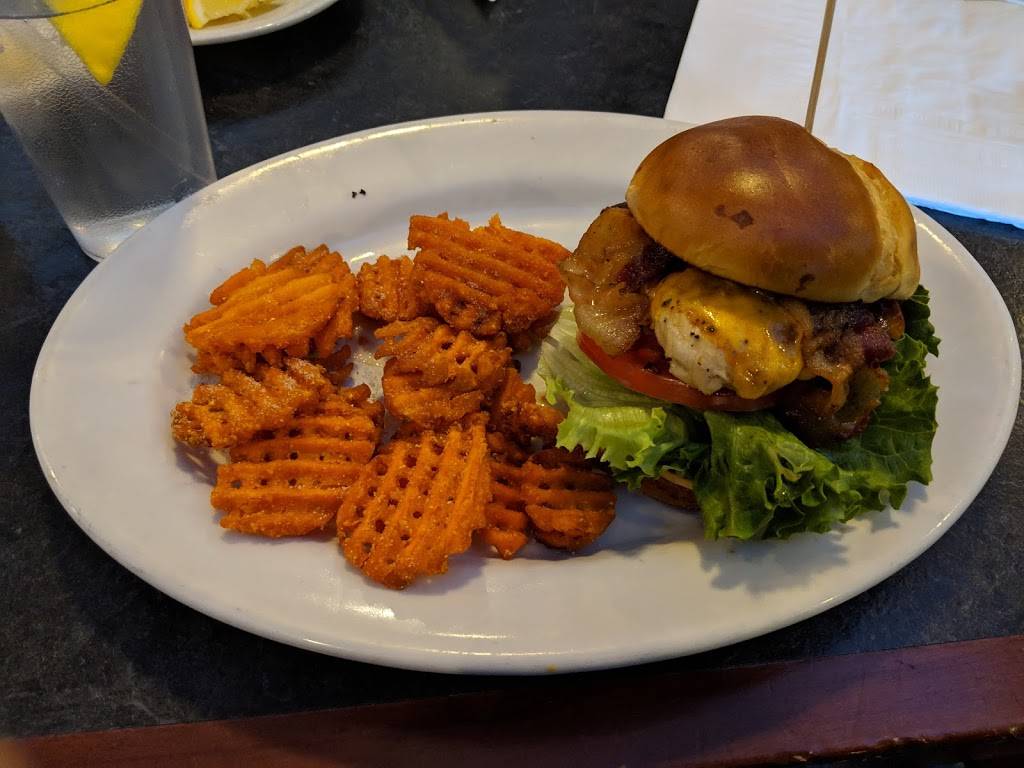 Cleveland Draft House - Clayton | restaurant | 461 Shotwell Rd, Clayton, NC 27520, USA | 9195503723 OR +1 919-550-3723