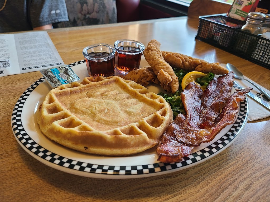 Black Bear Diner Willows | restaurant | 246 N Humboldt Ave, Willows, CA 95988, USA | 5309343306 OR +1 530-934-3306