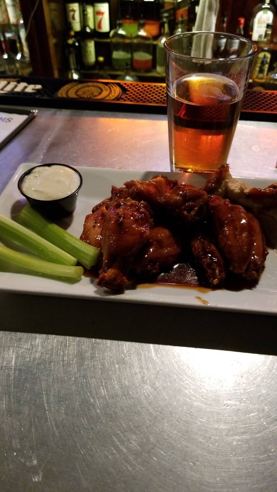 Pitchers Pub | meal takeaway | 4326 Main St, Philadelphia, PA 19127, USA | 2154871370 OR +1 215-487-1370