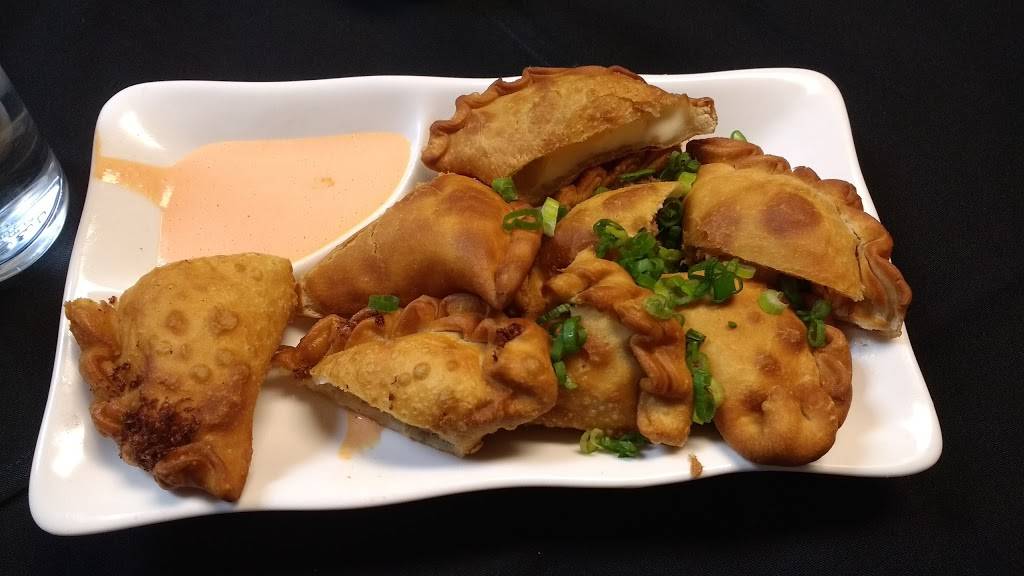 Cibus Latin Fusion | restaurant | 1 Woodend Rd, Stratford, CT 06615, USA | 2039084300 OR +1 203-908-4300