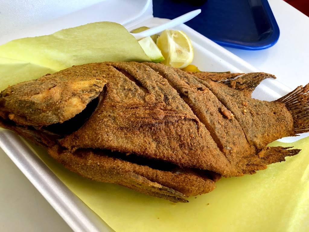 Louisiana Hometown Seafood Fish And Tacos | restaurant | 17944 S Avalon Blvd, Carson, CA 90746, USA | 3105385889 OR +1 310-538-5889