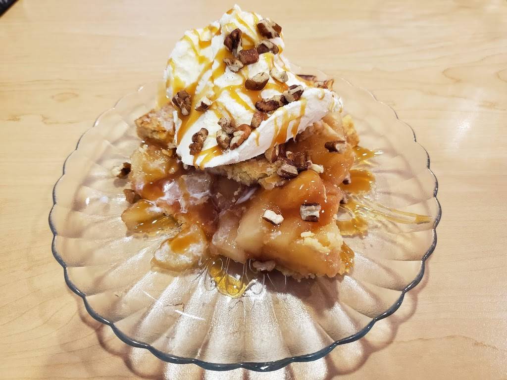 Village Inn | bakery | 6040 N Mesa St, El Paso, TX 79912, USA | 9155816329 OR +1 915-581-6329