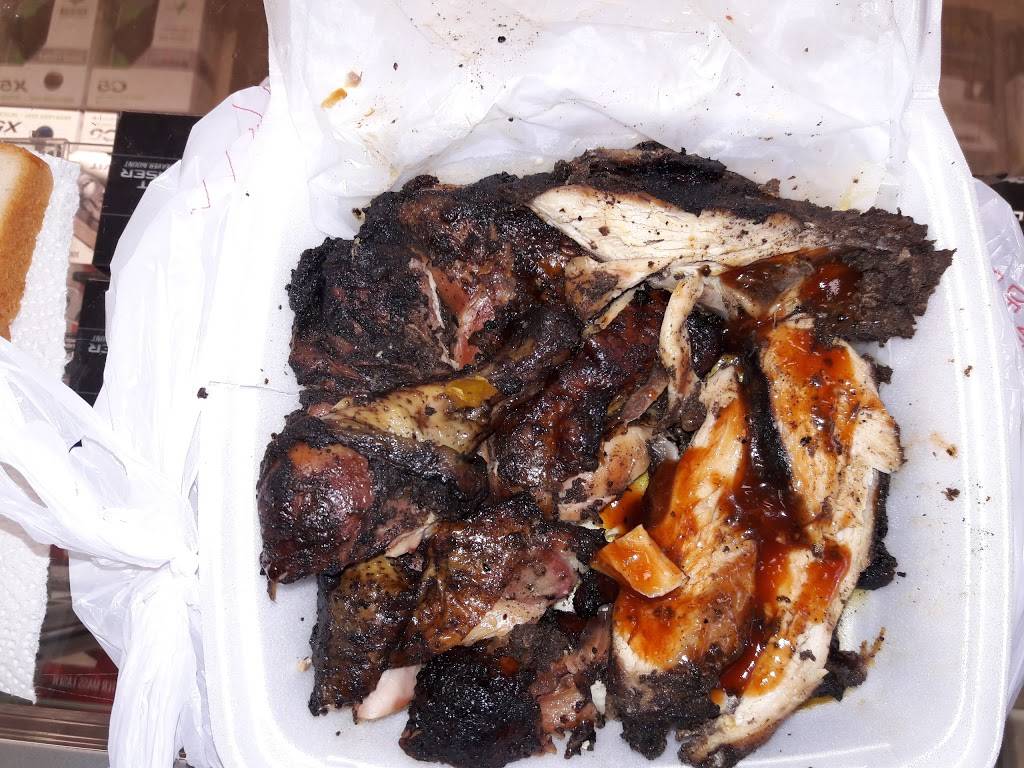 Vee and E Original Jamaican Jerk Chicken | restaurant | 3712 Grant St, Gary, IN 46408, USA | 2195122446 OR +1 219-512-2446