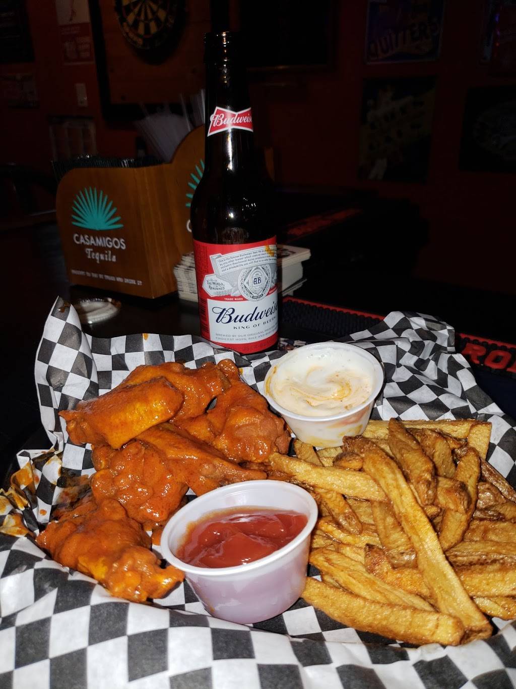 Extra Point Sports Bar | restaurant | 4050 E 100th Ave, Denver, CO 80229, USA | 3034529353 OR +1 303-452-9353