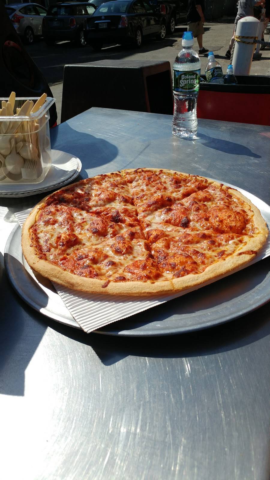 Bills Pizza | restaurant | 177 Commercial St, Portland, ME 04101, USA | 2077746166 OR +1 207-774-6166