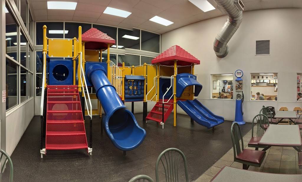 Arctic Circle | meal takeaway | 13162 S 5600 W, Herriman, UT 84096, USA | 8013028652 OR +1 801-302-8652