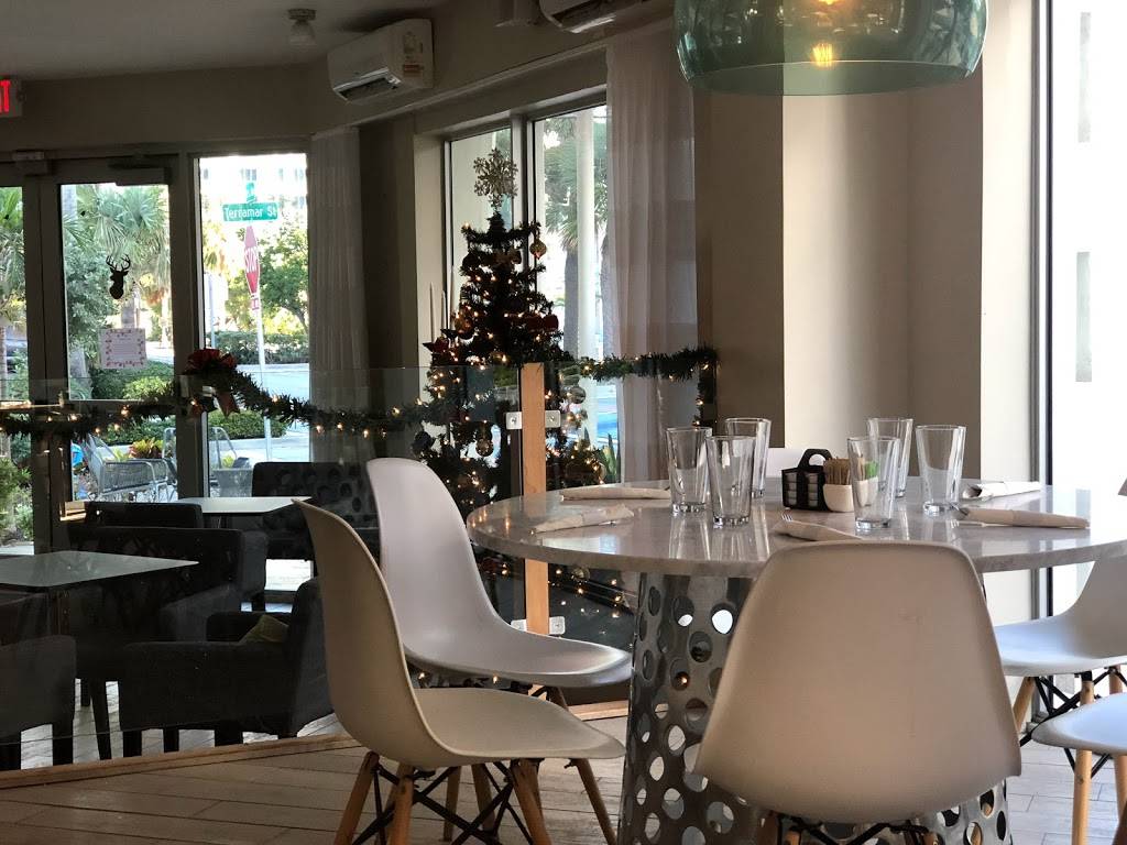 Village Cafe | cafe | 551 Breakers Ave, Fort Lauderdale, FL 33304, USA | 9542491149 OR +1 954-249-1149