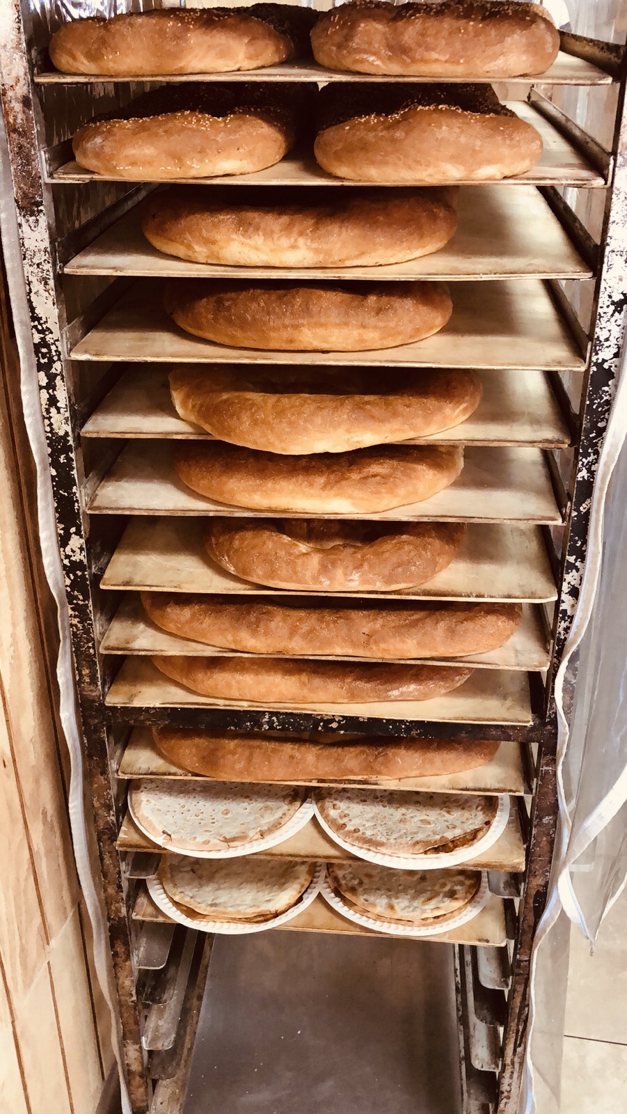 Broadway Bakery | restaurant | 1128 E Broadway, Glendale, CA 91205, USA | 2202000002 OR +1 220-200-0002