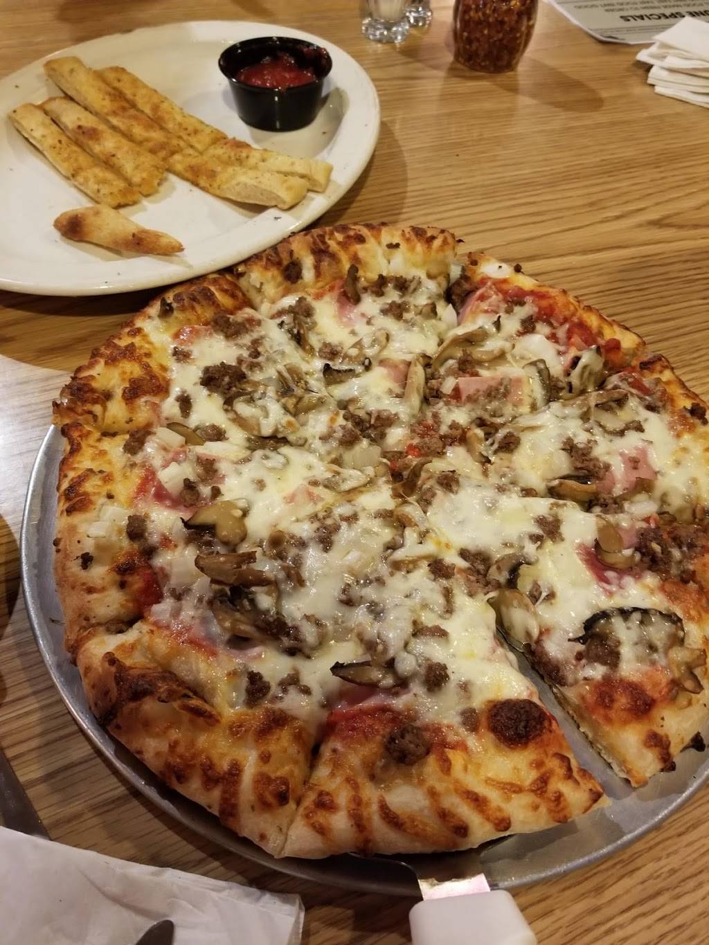 Tony Ms Restaurant & Banquet Center | restaurant | 8505, 3420 S Creyts Rd, Lansing, MI 48917, USA | 5173222069 OR +1 517-322-2069