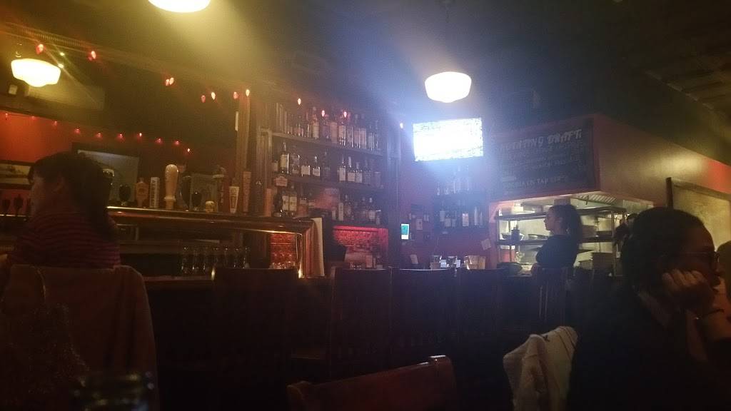 Porter Cafe | restaurant | 1723 Centre St, West Roxbury, MA 02132, USA | 6179422579 OR +1 617-942-2579