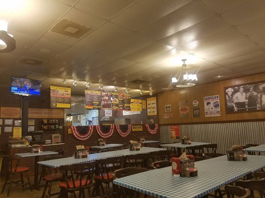 Dickeys Barbecue Pit | restaurant | 2912 N Belt Line Rd, Irving, TX 75062, USA | 9722550033 OR +1 972-255-0033