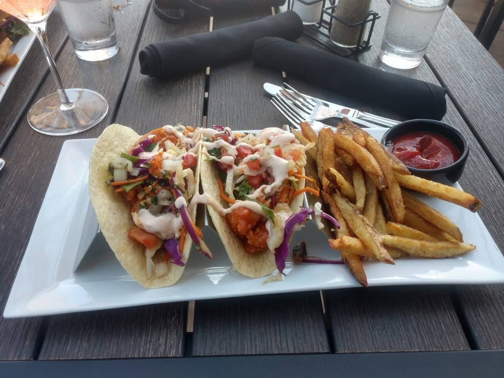 Buck & Honeys - Monona | restaurant | 800 W Broadway Suite 300, Monona, WI 53713, USA | 6084782618 OR +1 608-478-2618